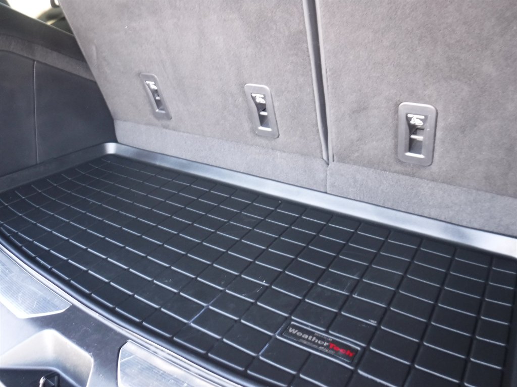 2023 Cadillac Escalade - $57,995