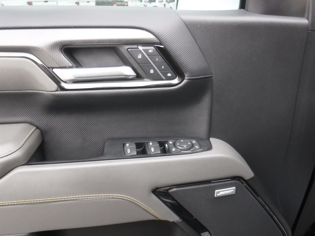 2022 Chevrolet Silverado - $43,995