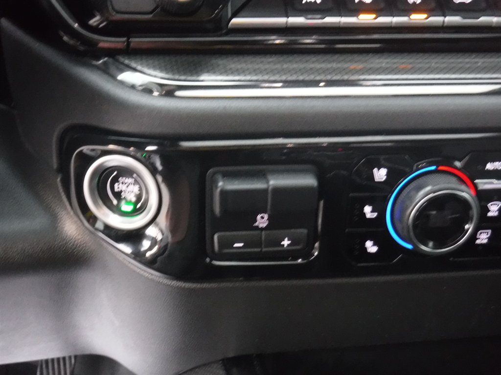 2022 Chevrolet Silverado - $43,995