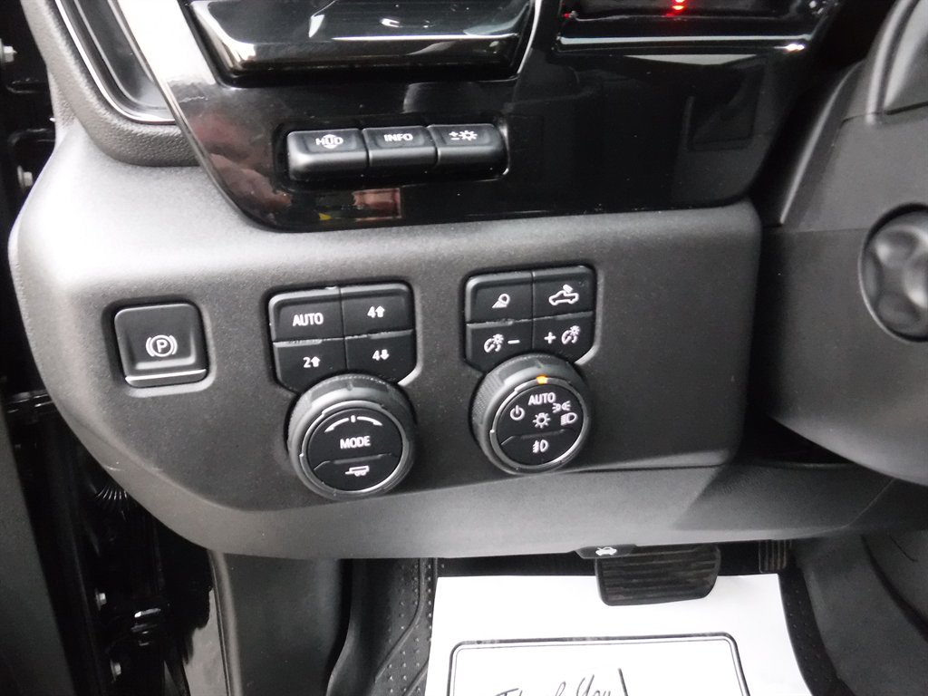 2022 Chevrolet Silverado - $43,995