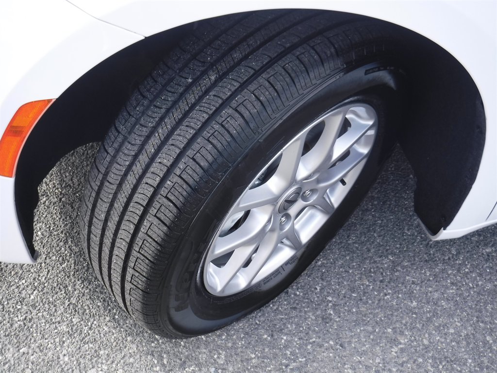 2023 Chrysler Pacifica - $21,995