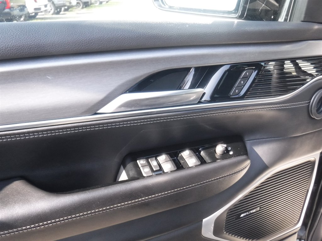 2023 Jeep Wagoneer - $46,995