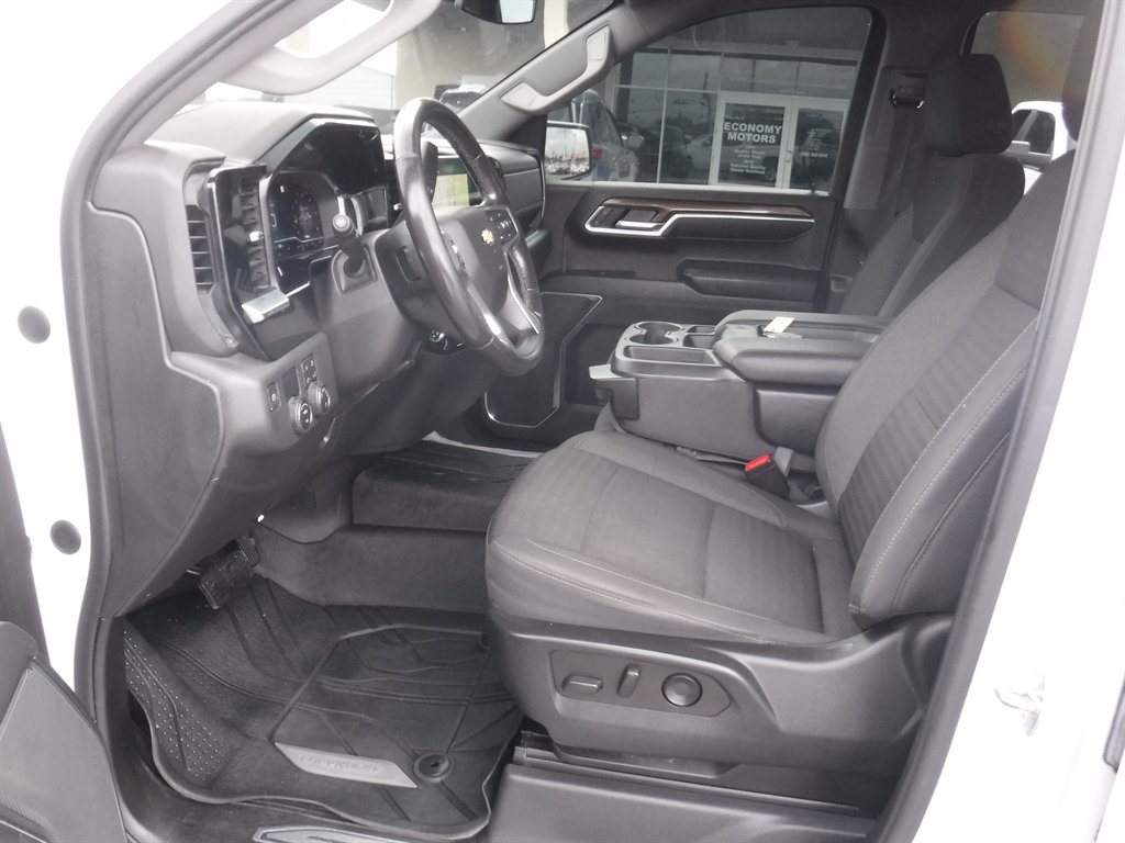 2022 Chevrolet Silverado - $24,995