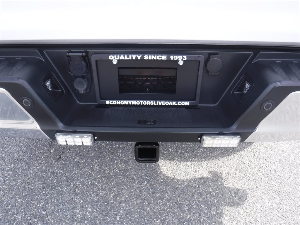 2022 Ford F-150 - $35,995