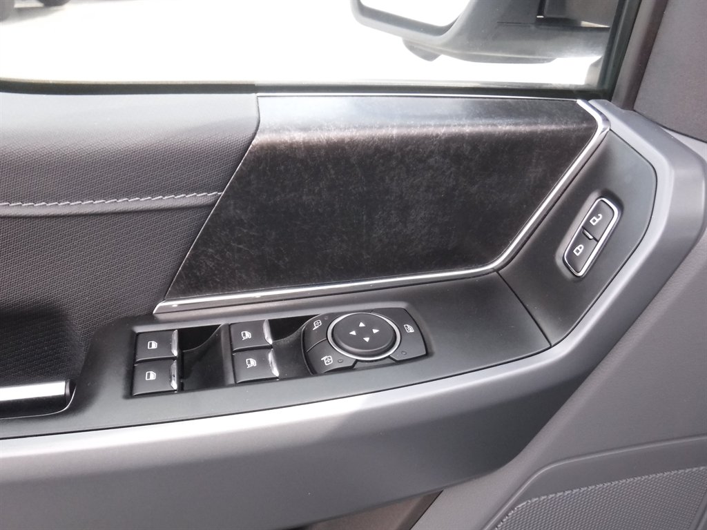 2022 Ford F-150 - $35,995