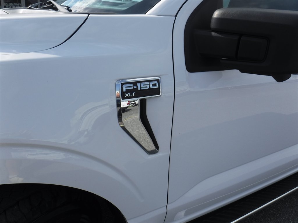 2022 Ford F-150 - $35,995