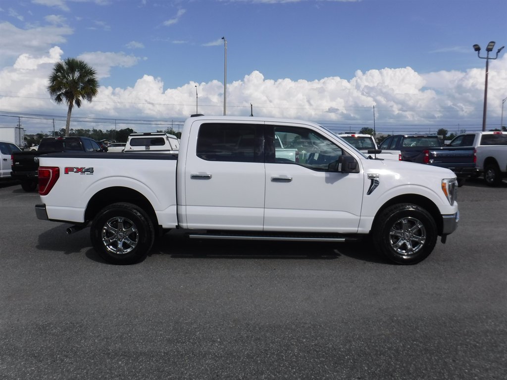 2022 Ford F-150 - $35,995