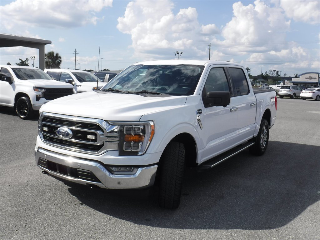 2022 Ford F-150 - $35,995