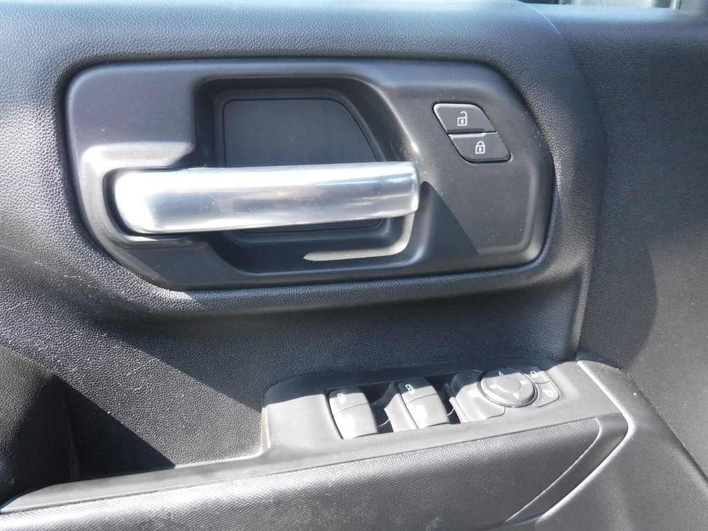 2020 Chevrolet Silverado 2500 - $33,995