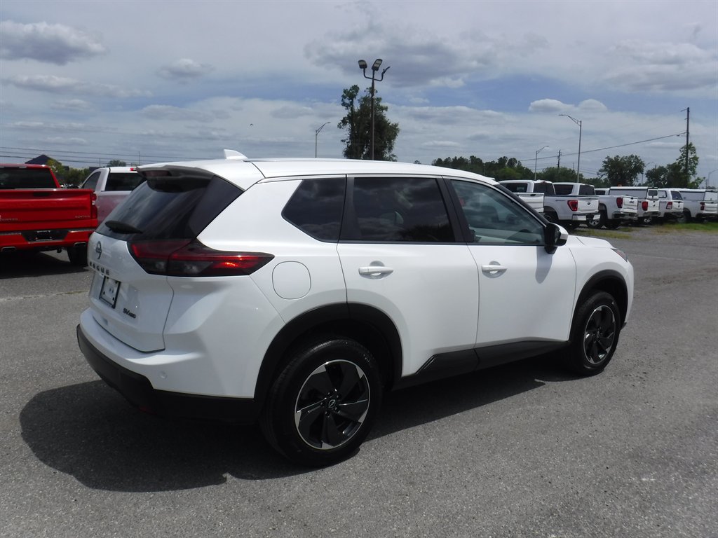 2024 Nissan Rogue - $19,995