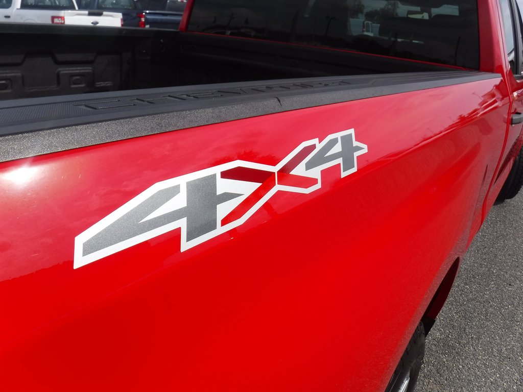 2020 Chevrolet Silverado 1500 - $29,925