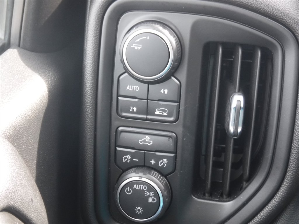 2020 Chevrolet Silverado 1500 - $29,925
