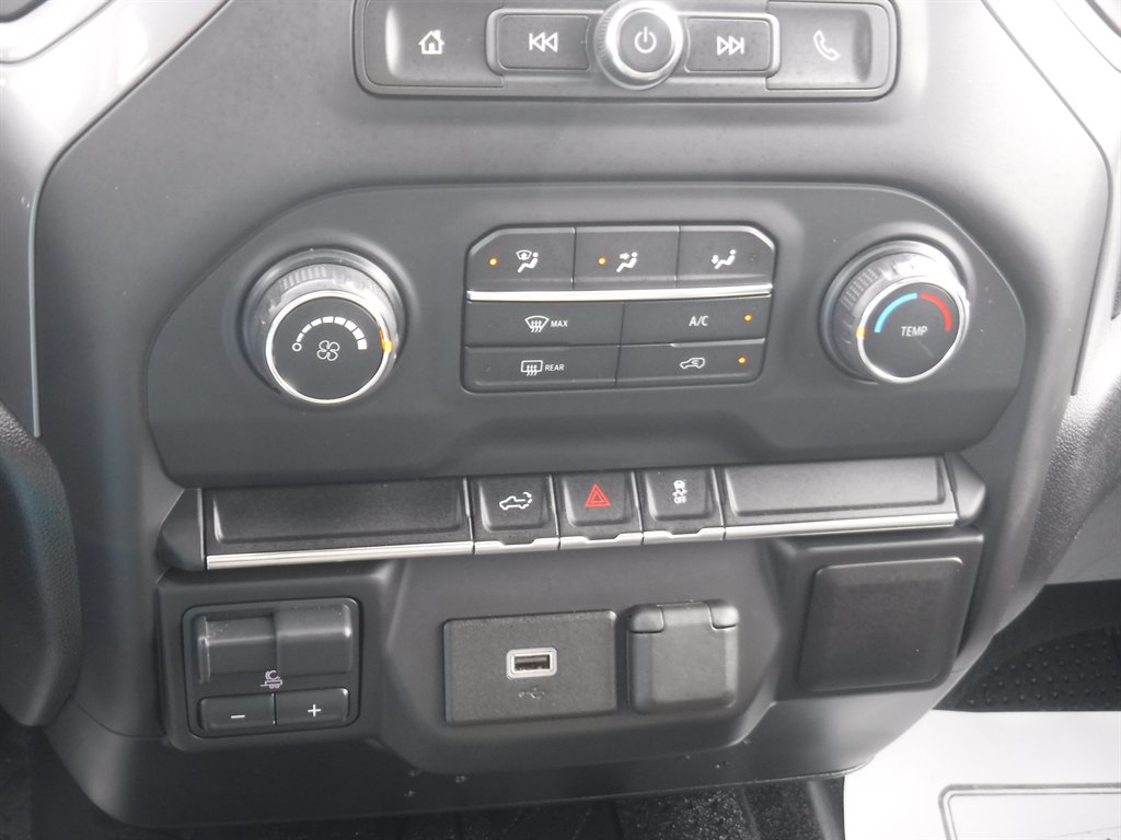 2020 Chevrolet Silverado 1500 - $29,925