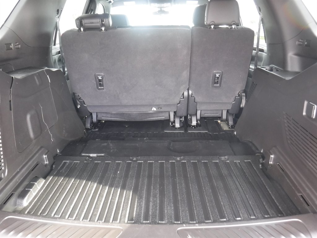 2021 Chevrolet Tahoe - $27,995
