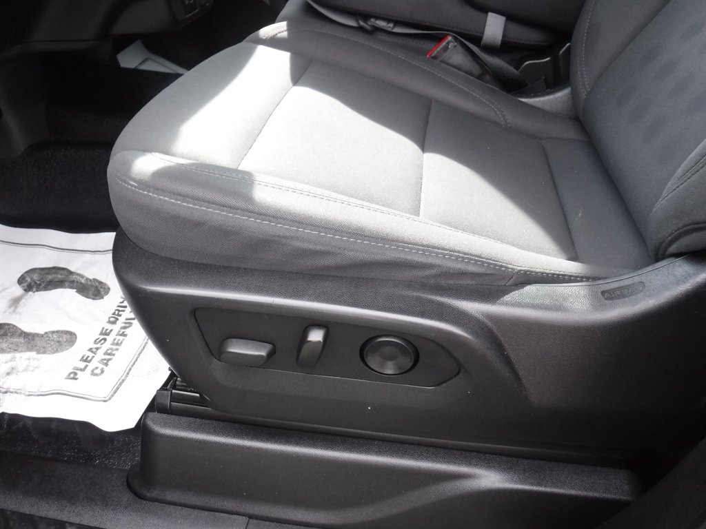 2021 Chevrolet Tahoe - $27,995