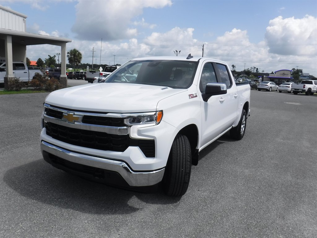 2022 Chevrolet Silverado - $24,995