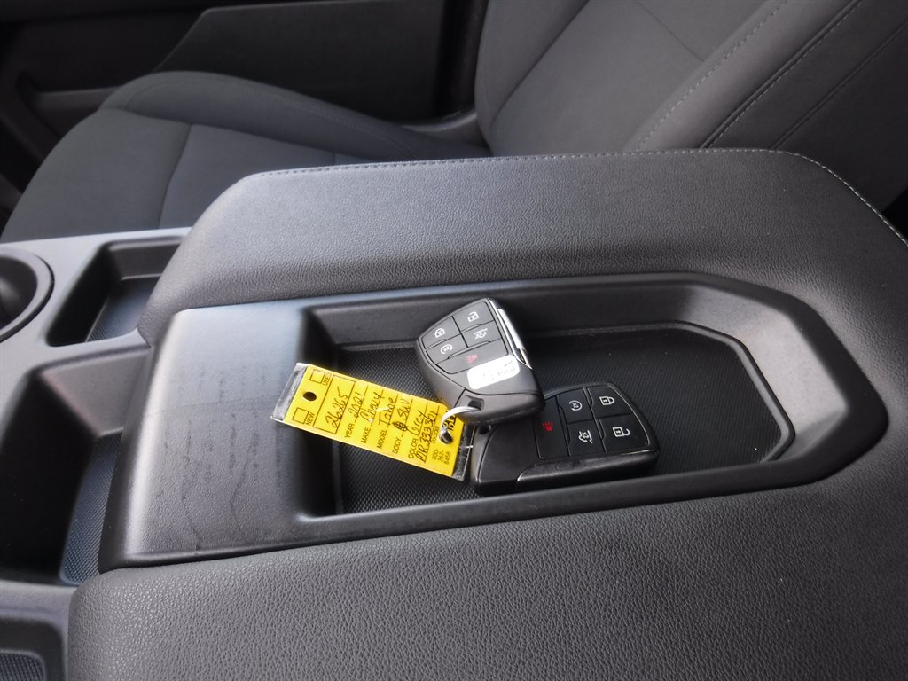 2021 Chevrolet Tahoe - $27,995