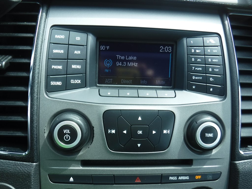2019 Ford Taurus - $10,995