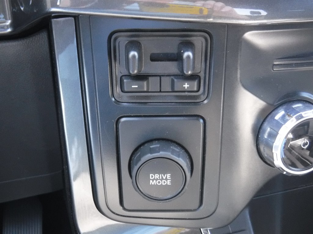 2022 Ford F-150 - $34,995