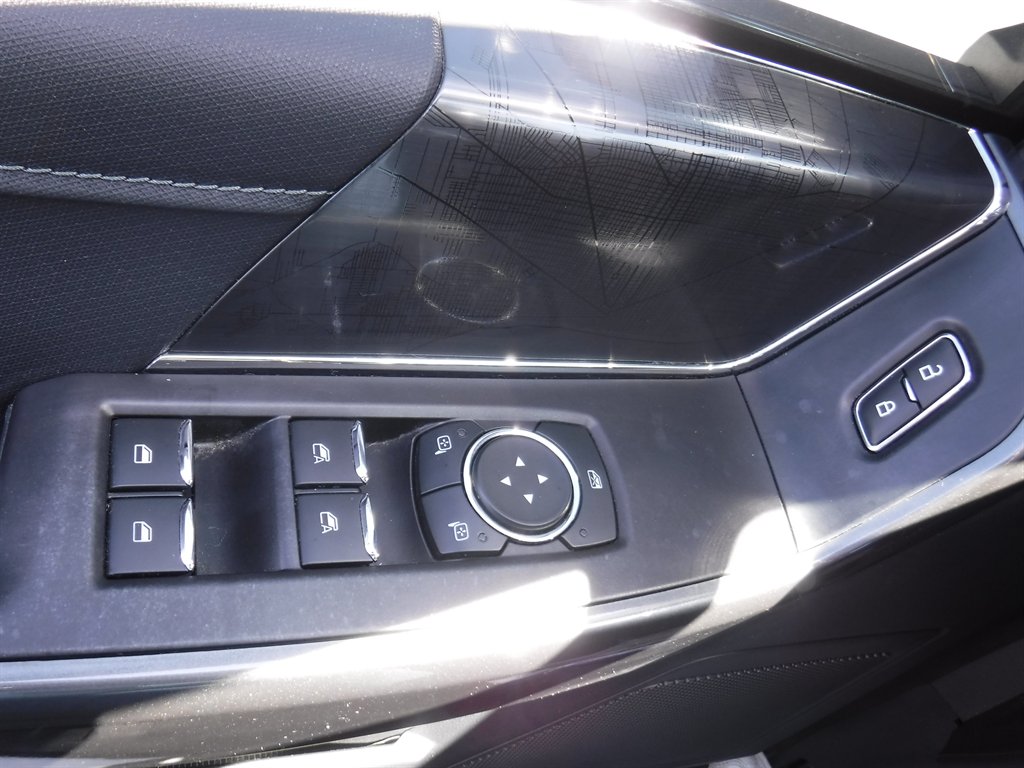 2022 Ford F-150 - $34,995
