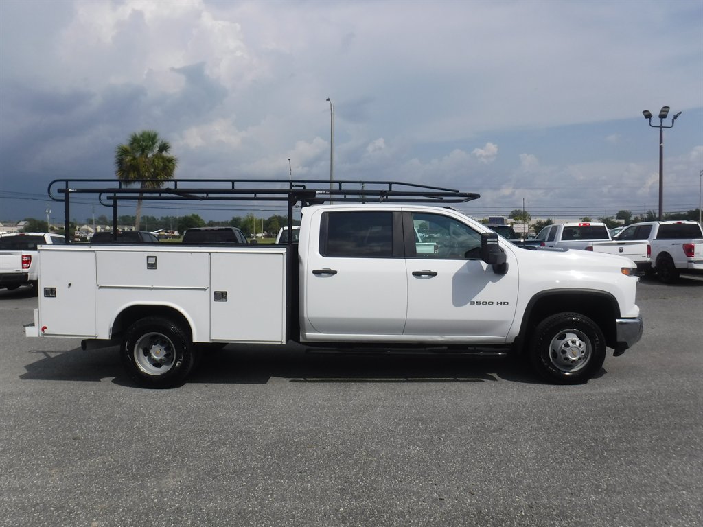 2024 Chevrolet Silverado Hd - $51,995
