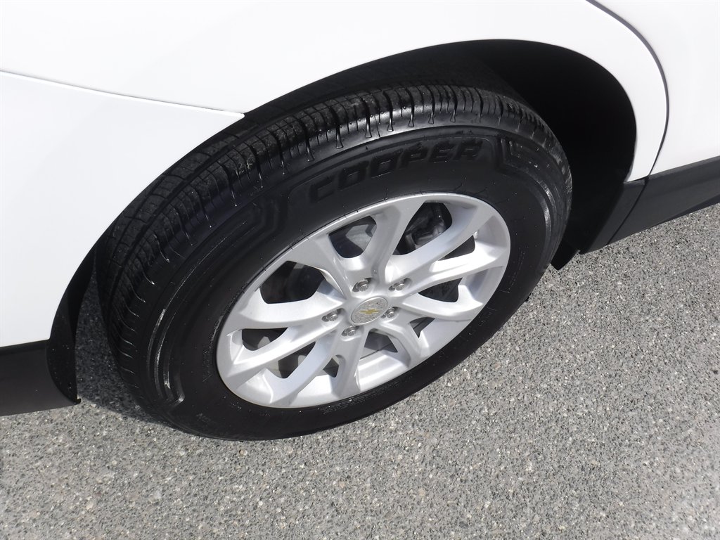 2021 Chevrolet Equinox - $17,399