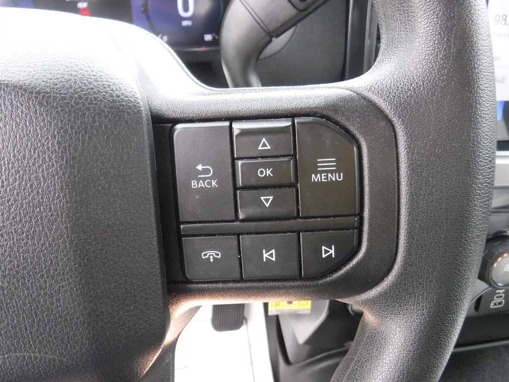 2025 Ford F150 - $35,599