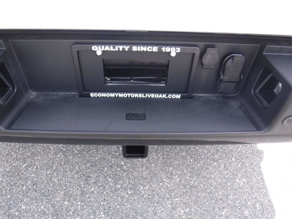 2025 Ford F150 - $35,599