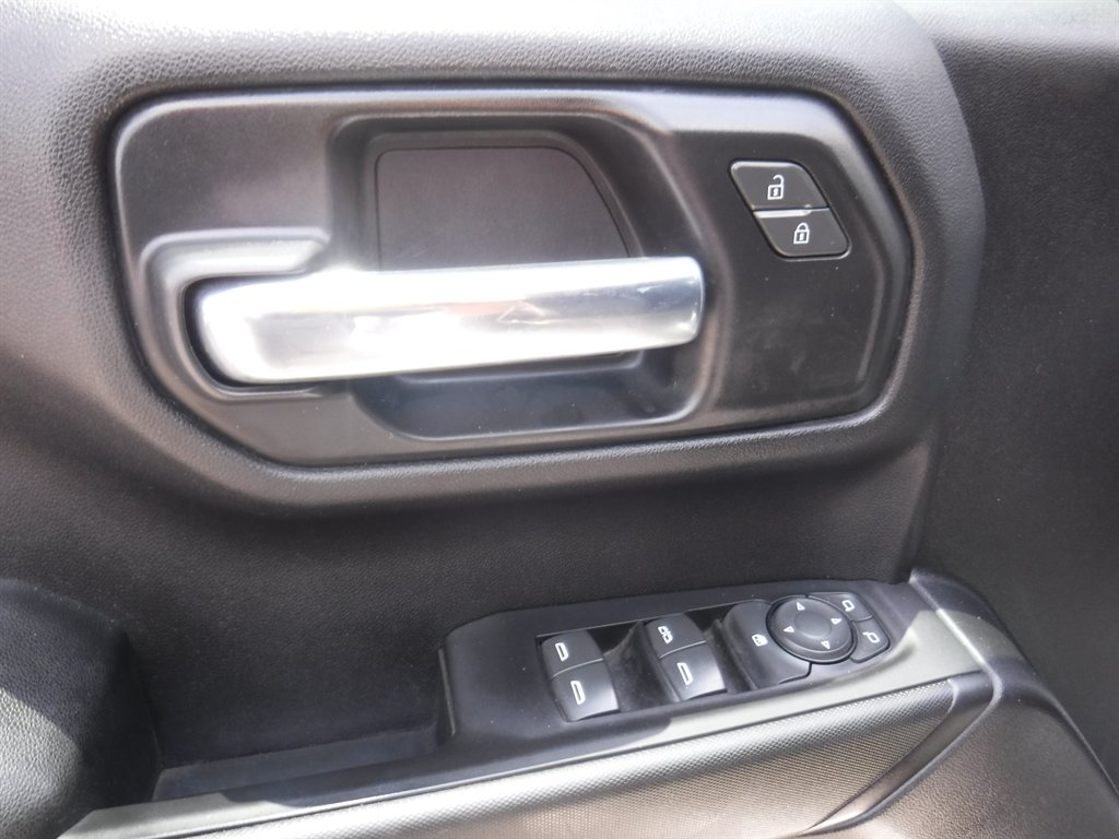 2020 Chevrolet Silverado 1500 - $20,975