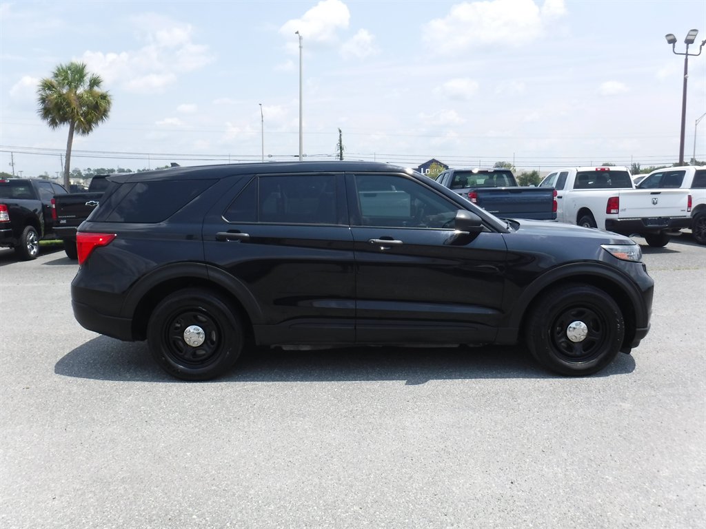 2022 Ford Explorer - $18,695
