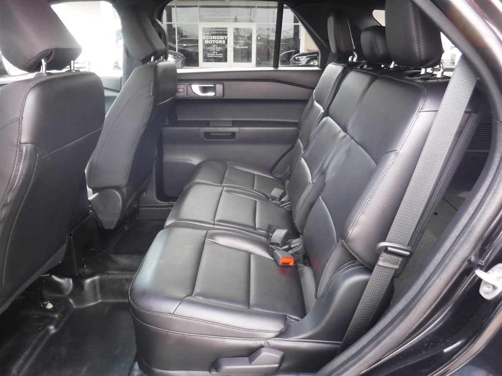 2022 Ford Explorer - $18,995