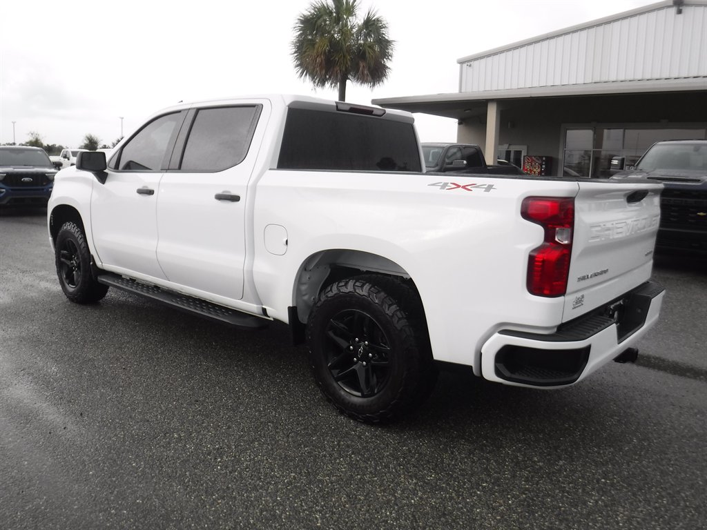 2023 Chevrolet Silverado - $27,995