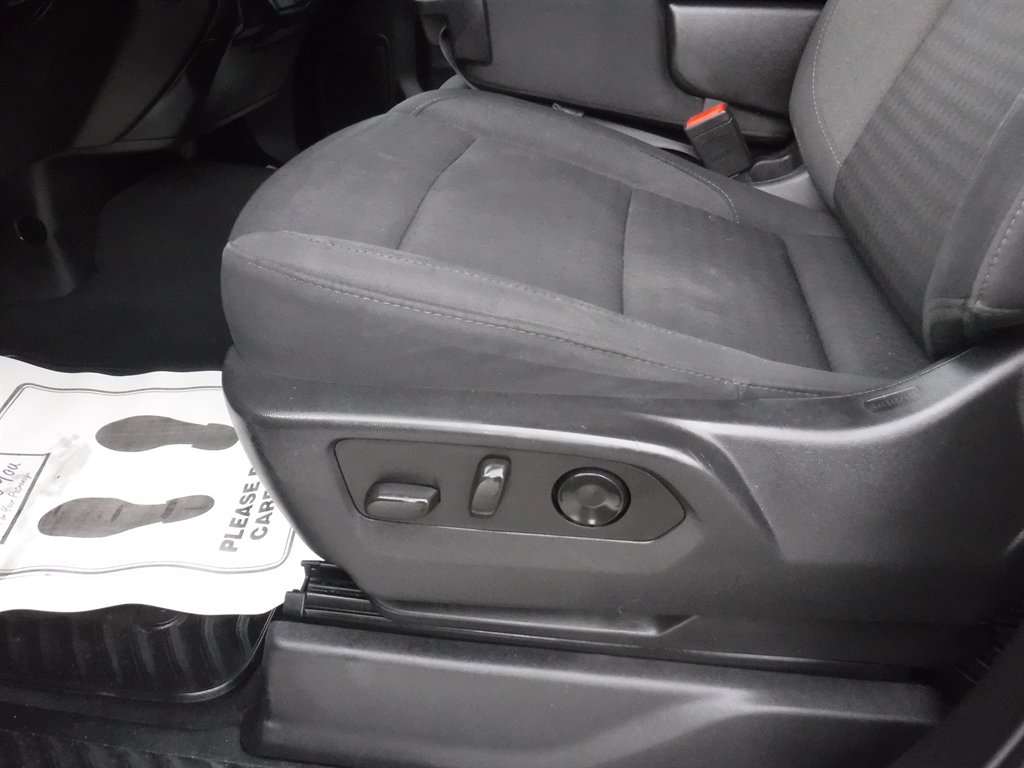 2023 Chevrolet Silverado - $27,995