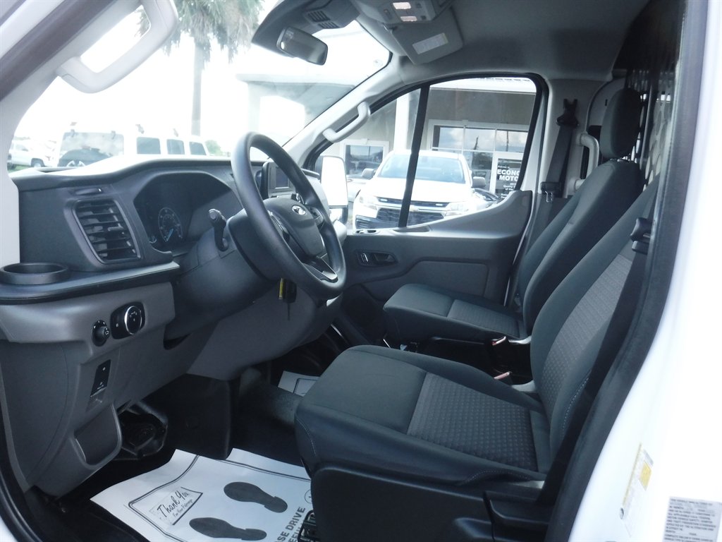 2025 Ford T250 Vans - $35,995