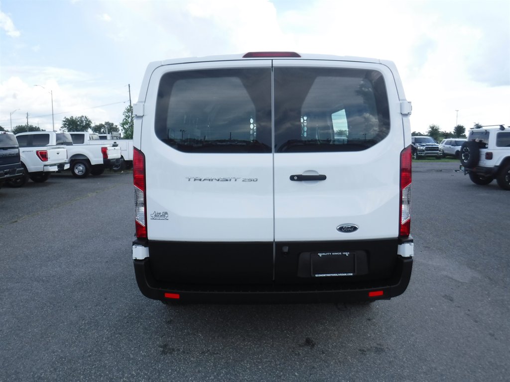 2025 Ford T250 Vans - $35,995