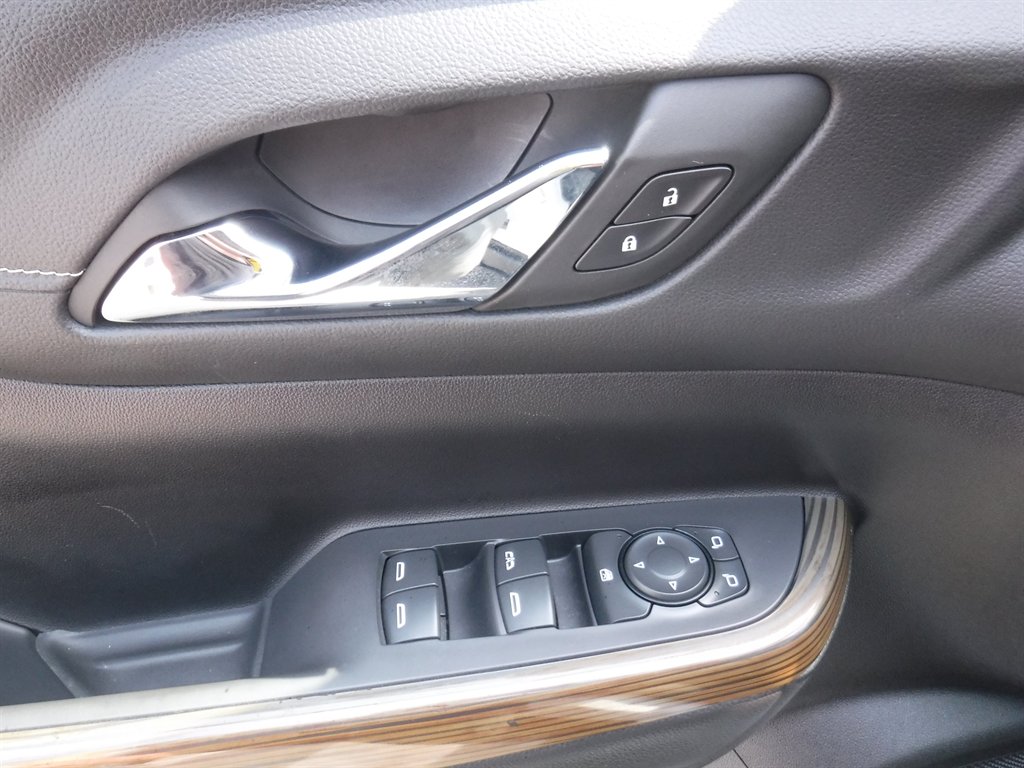 2022 GMC Acadia - $24,995