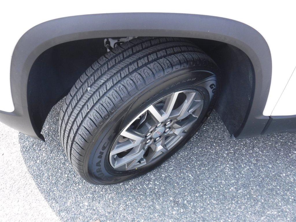 2022 GMC Acadia - $24,995