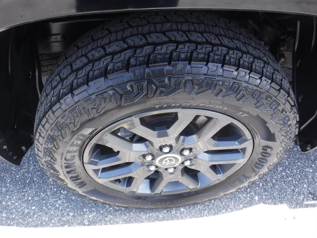 2023 Toyota Tundra - $39,995