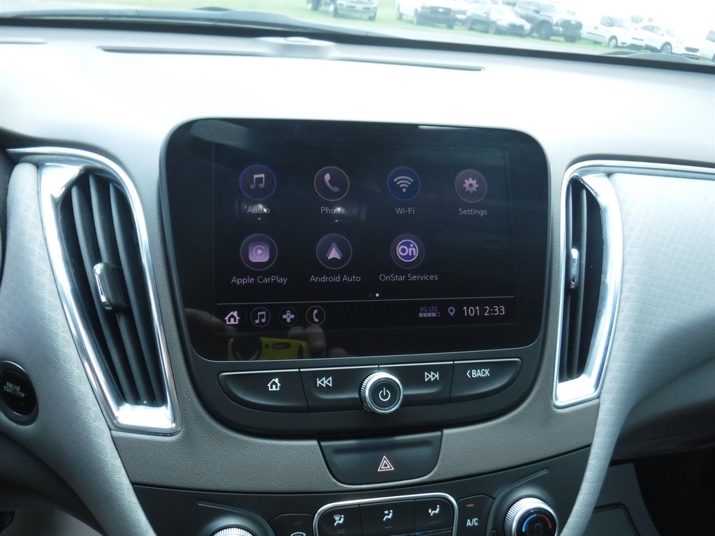 2019 Chevrolet Malibu - $11,995