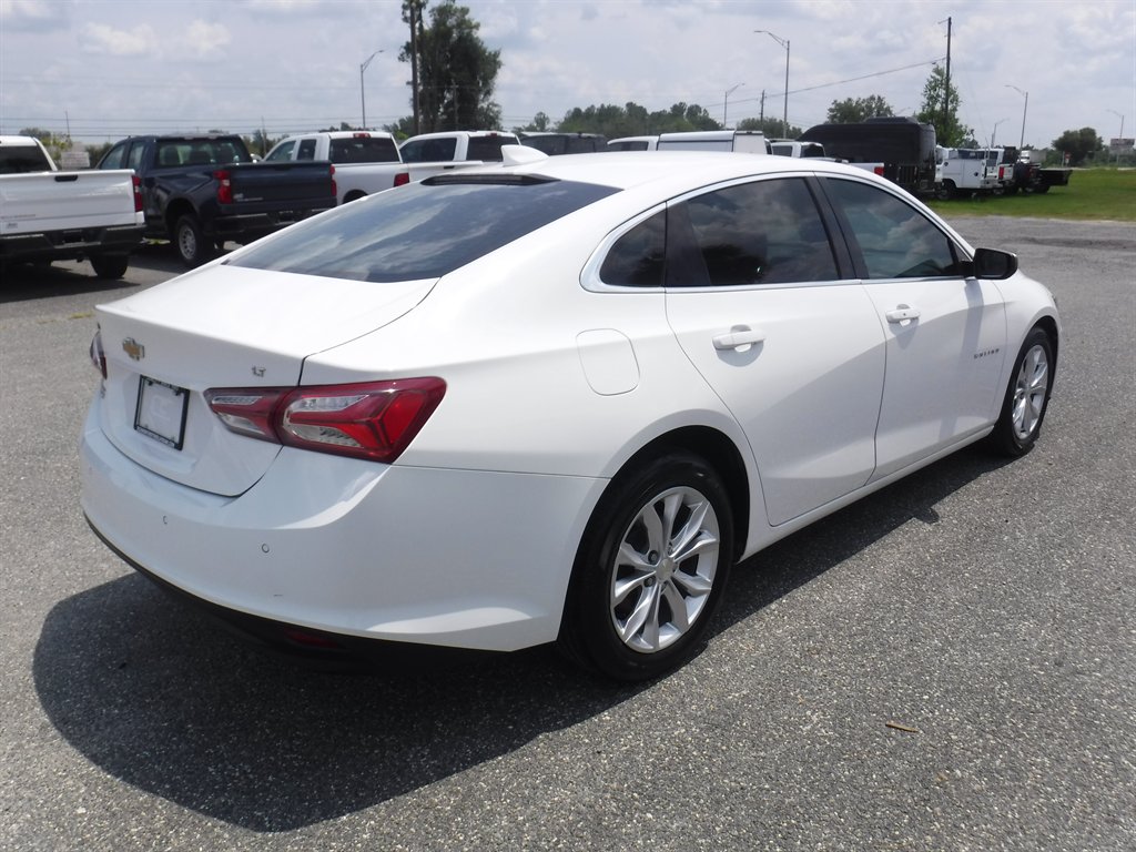 2019 Chevrolet Malibu - $11,995