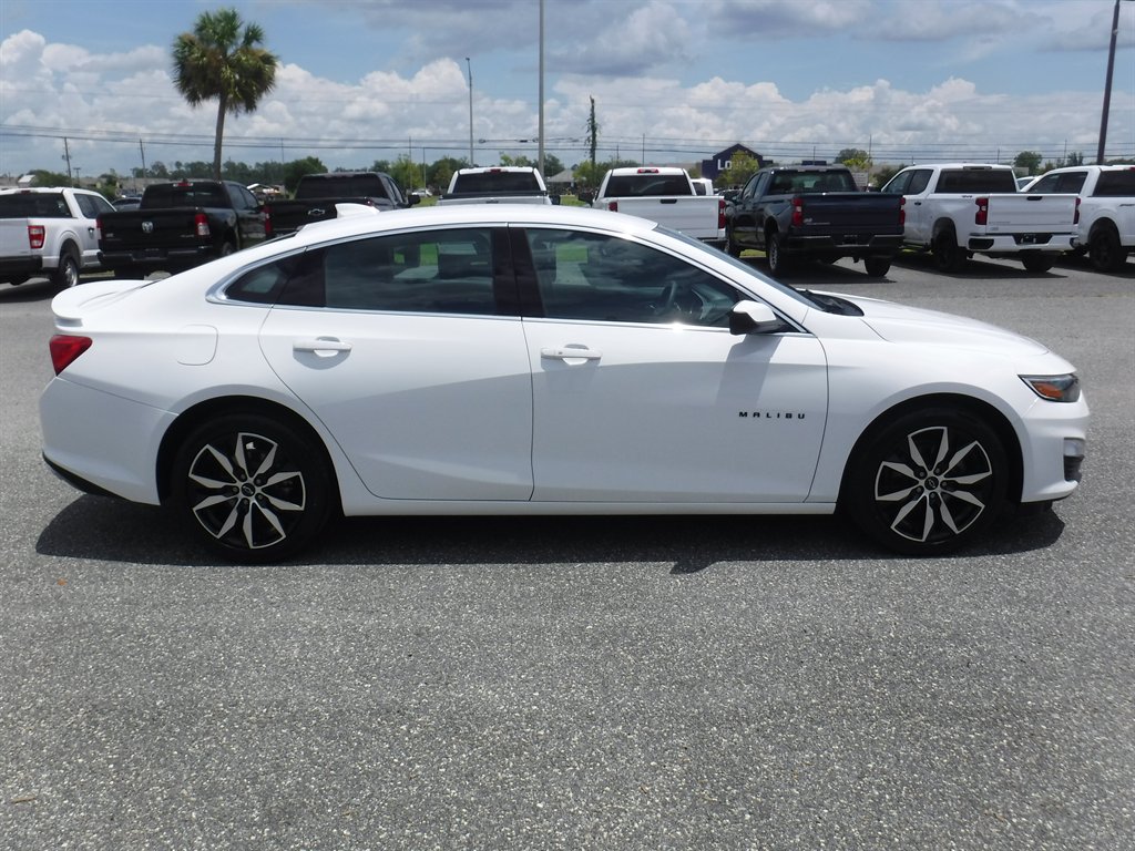 2023 Chevrolet Malibu - $20,895