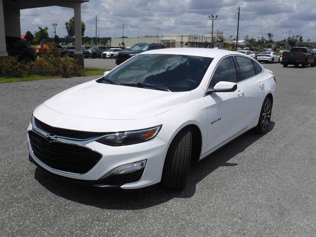 2023 Chevrolet Malibu - $20,895