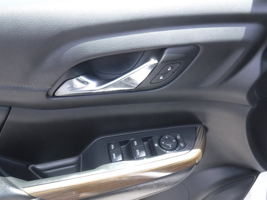 2022 GMC Acadia - $17,995