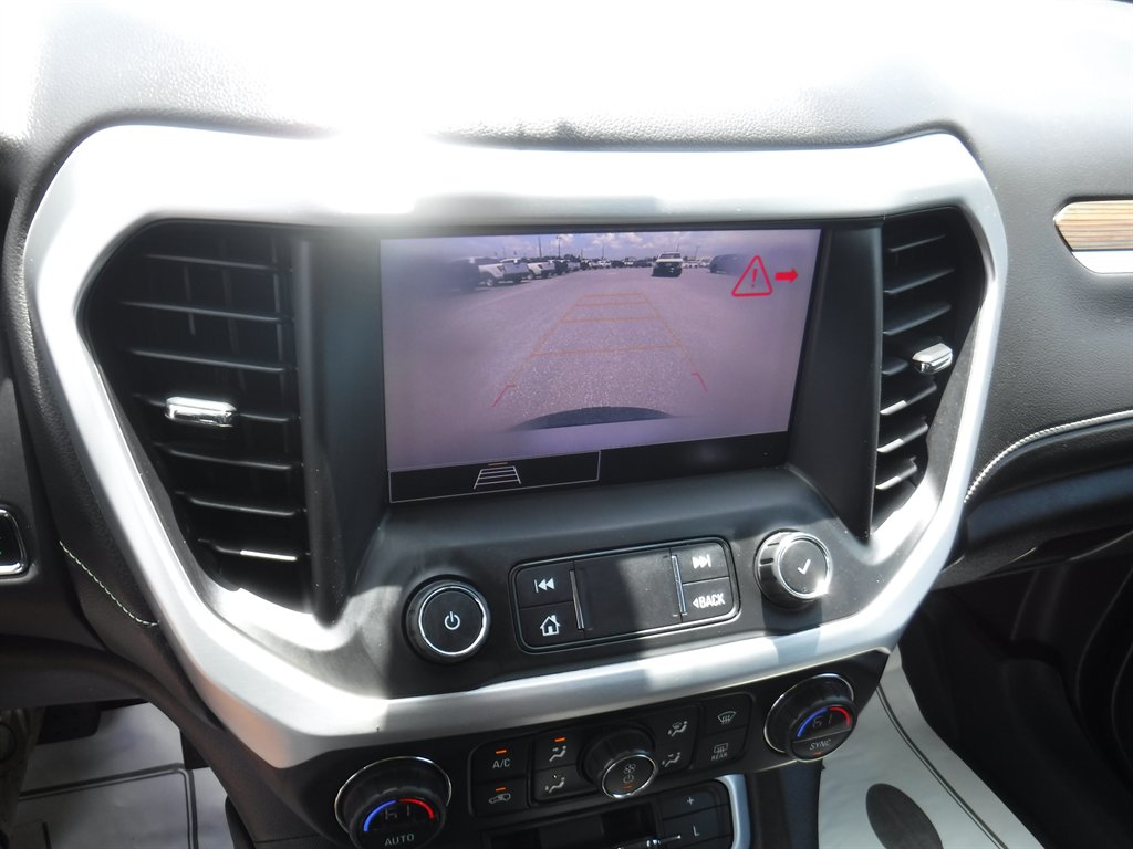 2022 GMC Acadia - $17,995