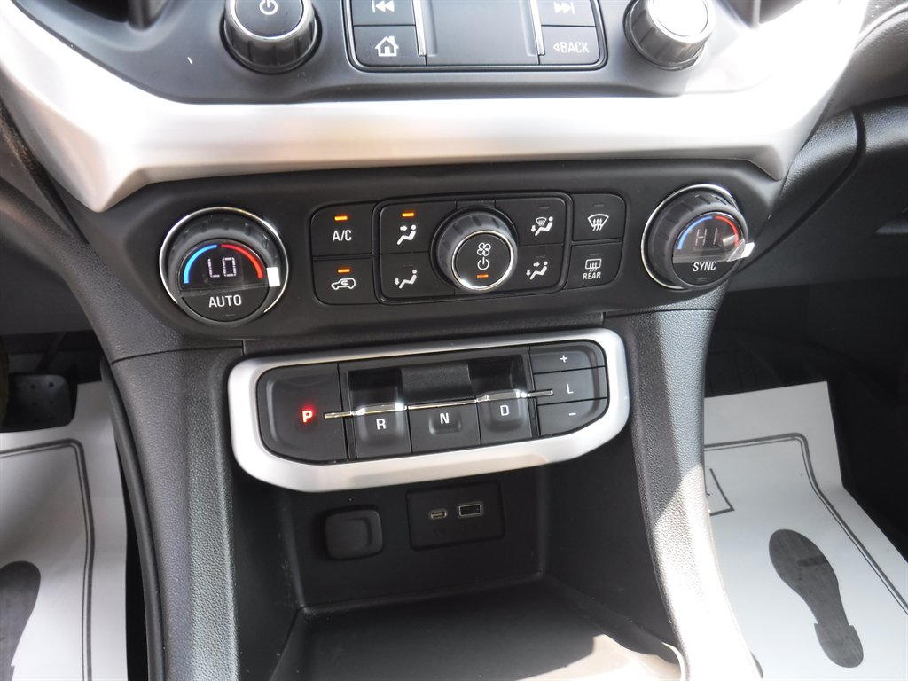 2022 GMC Acadia - $16,995