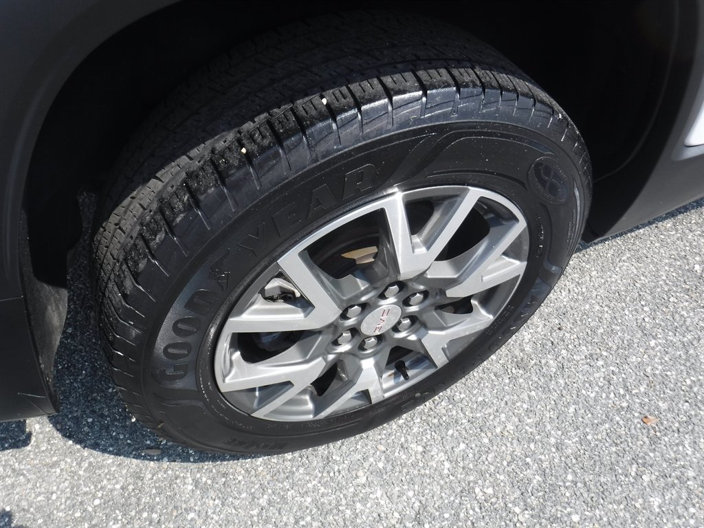 2022 GMC Acadia - $16,995