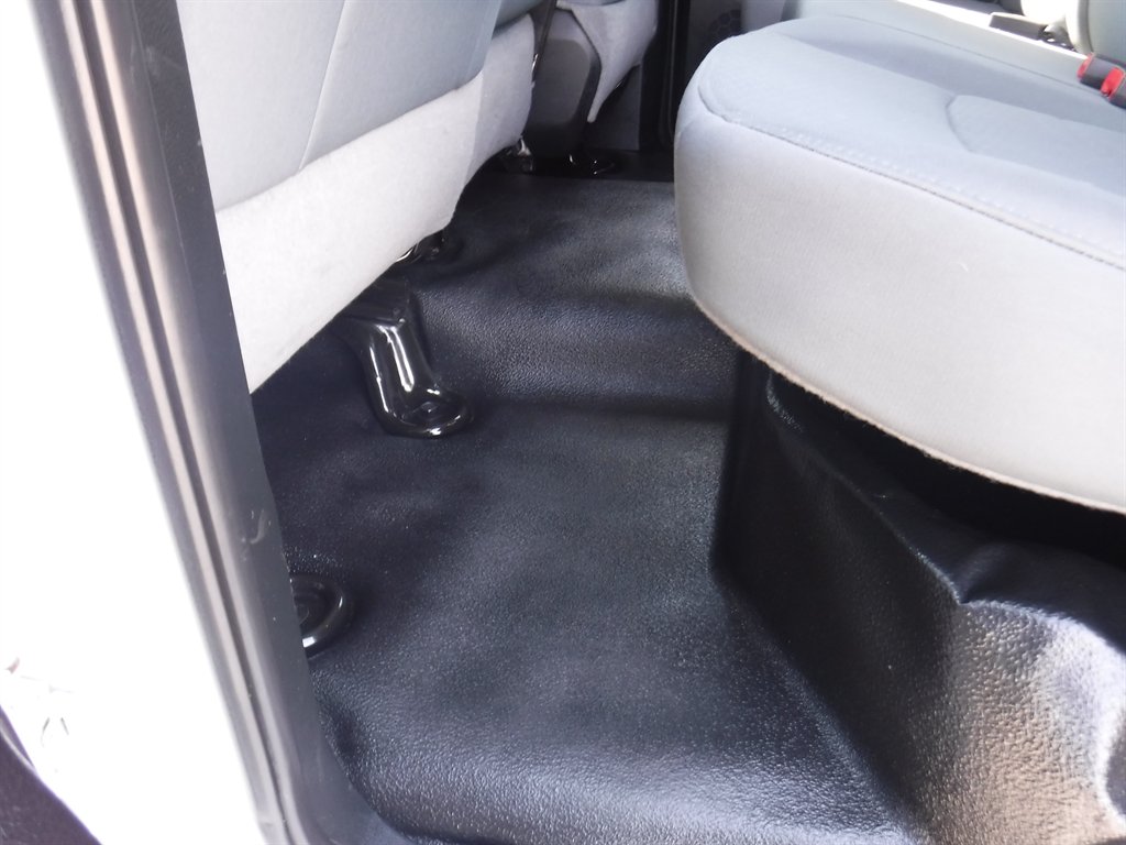 2018 Ram 1500 - $17,995