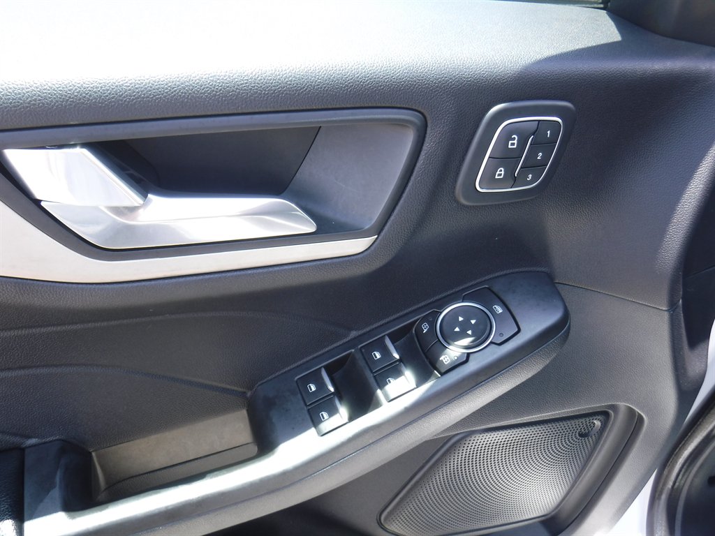 2021 Ford Escape - $16,995