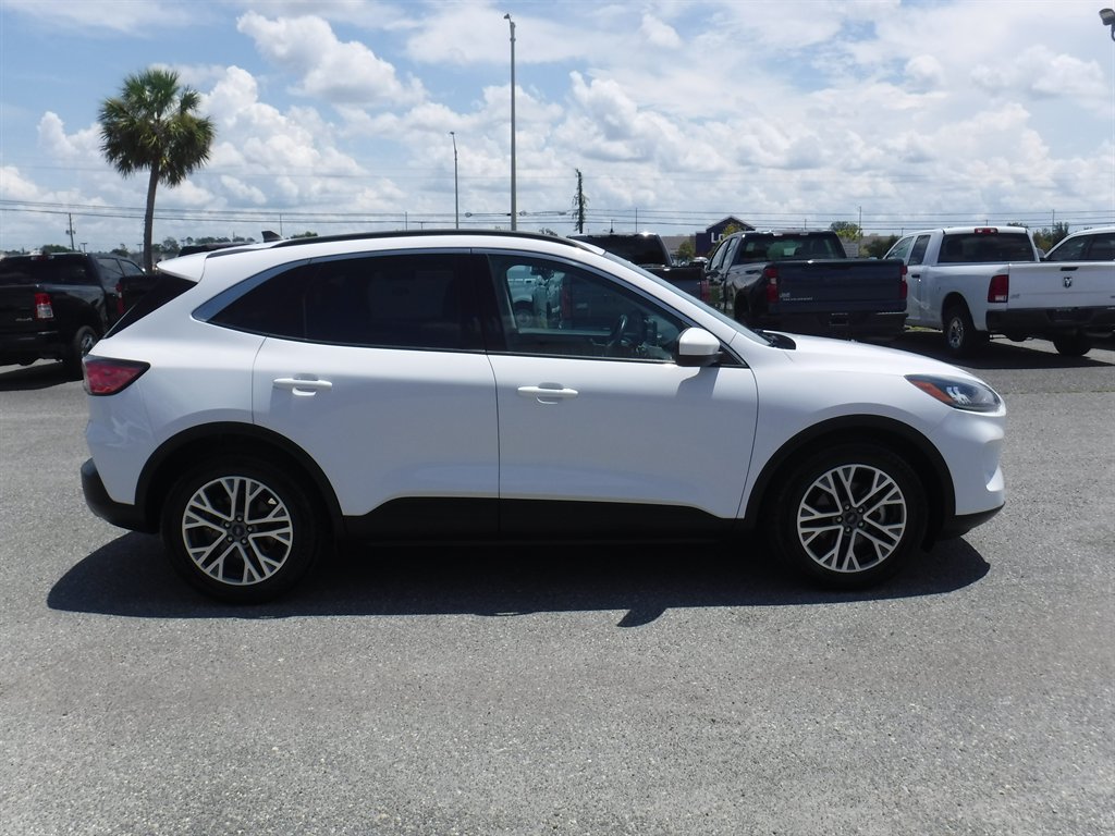 2021 Ford Escape - $16,995