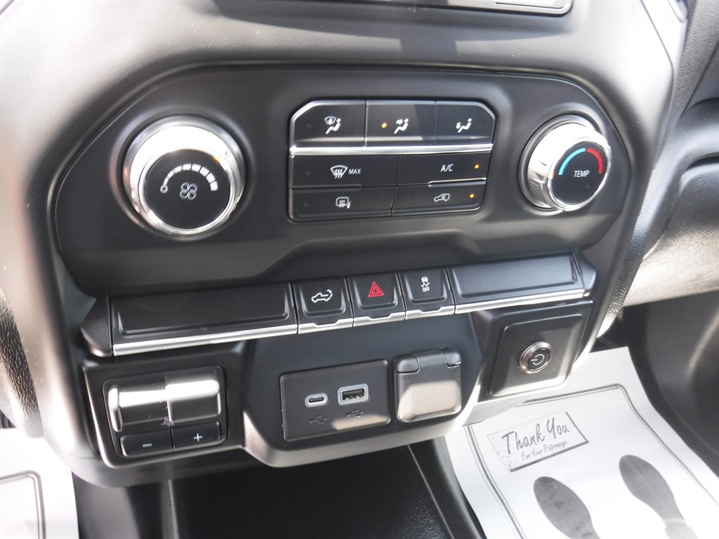 2021 Chevrolet Silverado - $31,995